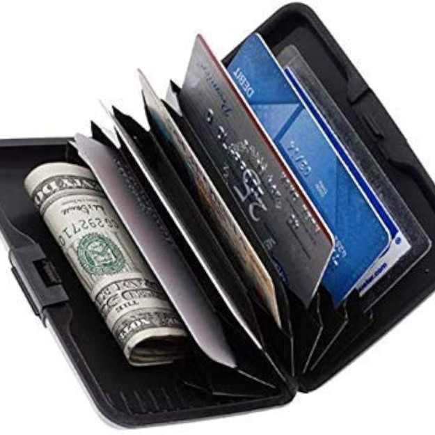 Card Holder Article